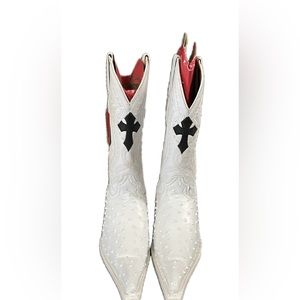 Águila Real White Ostrich Men’s Punta Aladino Cowboy Boots